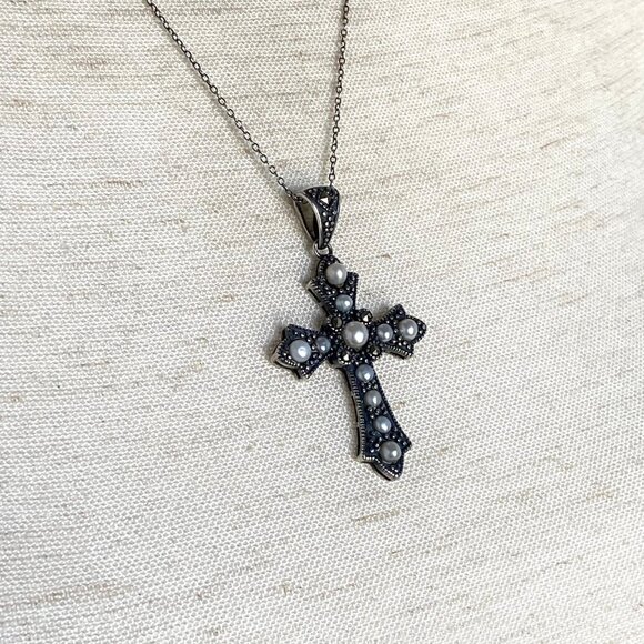 Oxidized Sterling Silver 925 Pearl Marcasite Cross Pendant Necklace 19.5" Chain - Picture 7 of 16